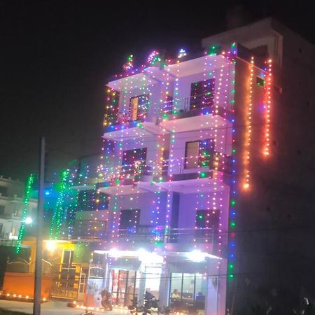 Kavre Guest House Rummindei Esterno foto