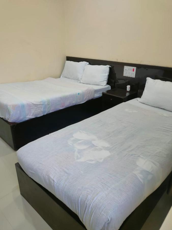 Kavre Guest House Rummindei Esterno foto